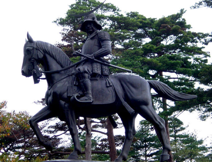 伊達政宗の騎馬像